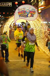 BIB: 50367, 50015
                            <button type="button" onclick="openModal(21831407)" class="btn btn-primary btn-sm float-right btn-popup" data-toggle="modal" data-target=".modal-high-quality">
                        <i class="fas fa-shopping-cart"></i> Add to Cart
                    </button>
                                            <button type="button" onclick="isThisMe(21831407, true)" class="btn btn-success btn-sm float-right btn-popup btn-isme hidden" data-toggle="tooltip" data-placement="bottom" title="นี่คือรูปของคุณใช่ไหม คลิกที่นี่เพื่อเอาเข้าอัลบั้ม">
                        <i class="fas fa-plus"></i> Add to album
                    </button>
                    <button type="button" onclick="isThisMe(21831407, false)" class="btn btn-warning btn-sm float-right btn-popup btn-isnotme hidden">
                        <i class="fas fa-ban"></i> Remove from album
                    </button>